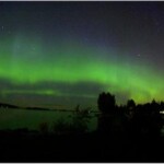 Ursan toimintapäivän jälkeen
Revontulet Vesijärven yllä kuvattuna Myllysaaren edessä Lahdessa samana yönä kun oli ollut Lahden Ursan toimintapäivä
20.8.2006 klo 0.44 Canon EOS 10D Kuva: Juhani Salmi