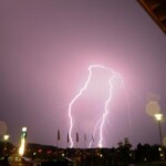 8.8.2010 klo 22.55
Hämeenlinnan Tuuuloksesta kauppakeskukksen pihalta.
Kuva: Juha Tiainen