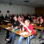 26.4.2008
Tässä osallistujia Myrskybongaus koulutukseen Ilmatieteen laitoksella Kumpulassa
26.4.2008 klo 14.19 Kuva: Marko Kämäräinen