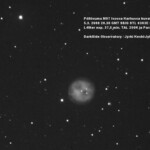 Messier 97
5.3.2008 planetaarinensumu
Kuvassa tuhoutuneen tähden jäänne. Kohdetta sanotaan myös Pöllösumuksi.
5.3.2008 20.30 GMT SBIG 6303E, telskooppina TAL 250K & Paramount ME Kuva: Jyrki Keski-Jylhä, Asikkala