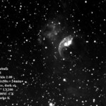 20.4.2011 klo 2.00
Kuvaasa näkyy kaasusumu joka Kuplasumu nimeltään NGC 7635. Laitteistona Meade 16" LX200 GPS, SBIG 11000M -C2. Valotusta yhteensä 24 minuuttia, darkki kuvaa ei ole vähnnetty kun jäi kuvaamatta darkki joten pistejuovat kuvassa johtuvat siitä.
Kuva: Marko Kämäräinen