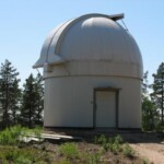 10.6.2006
Artjärven observatorio. Ohjain rakennus on erikseen samoin päärakennus
10.6.2006 klo 14.29 Kuva: Marko Kämäräinen